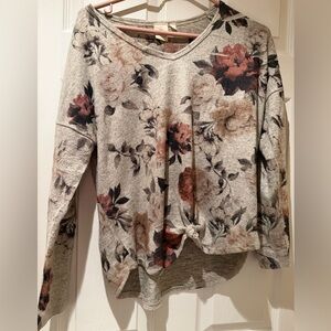 Floral light sweater